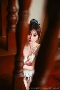 Discover Yan Tian Kitty's Enchanting Beauty in XiuRen No.10730: A Sweet & Captivating Photoshoot-10