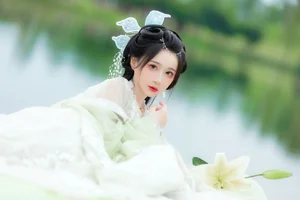 Elegant Portrait Photography: Art Language Vol.9110 Featuring Model Qi Luo Sheng De Xiao Su Su – Stunning Artistic Fashion Collection-10