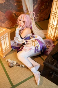 Divine Wisdom and Aesthetic Perfection: PoppaChan’s Fu Xuan Cosplay Masterpiece from Honkai: Star Rail-10