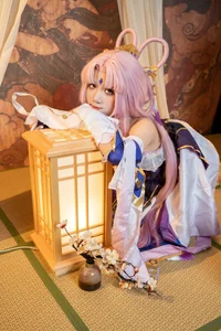 Divine Wisdom and Aesthetic Perfection: PoppaChan’s Fu Xuan Cosplay Masterpiece from Honkai: Star Rail-11