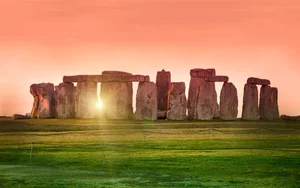 Unveiling the Mysteries of Stonehenge: A Guide to England's Iconic Prehistoric Monument and Ancient Stone Circle Wonders-7