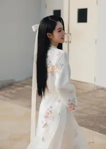 The Face Vietnam 2018 Runner-up Dazzles in Elegant Ao Dai at "Ai Thuong Ai Men" Film Premiere-2