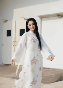 The Face Vietnam 2018 Runner-up Dazzles in Elegant Ao Dai at "Ai Thuong Ai Men" Film Premiere-10