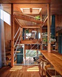 Modern Japanese Architecture: Kazari Garden House in Tokyo Featuring a Unique Curved Terrace and Light-Filled Minimalist Split-Level Interiors-3