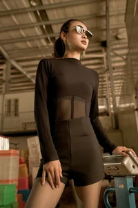 Elegant Artistic Portraiture: Zou Xue Featured in YiTuYu Art Language Vol.9395 Collection - 33 High-Resolution Professional Fashion Images-5