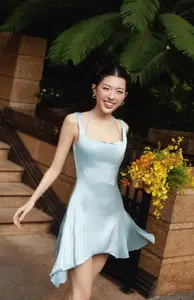 LAMOON Captivates Pure Beauty and Alluring Charisma Under the Radiant Sun-2