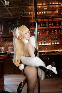Stunning Rupee Bunny Girl Cosplay by Qi Qi Na Na Zi: High-Quality Goddess of Victory Nikke Inspired Photo and Video Collection-16