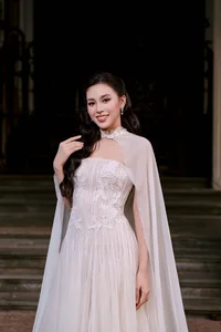 Stunning Elegance: Miss Vietnam Tieu Vy’s Radiant Beauty and Sophisticated Fashion Style for Modern Inspiration-6