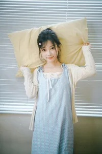 Nan Yi in Art Language Vol.9289: Elegant Light Blue and White Summer Fashion Portrait Collection-24