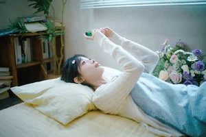 Nan Yi in Art Language Vol.9289: Elegant Light Blue and White Summer Fashion Portrait Collection-8