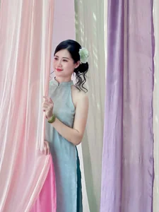 Elegant Vietnamese Ao Dai: Soft Pastel Silk Dress for Spring Festivals and Traditional Lunar New Year Celebrations-6