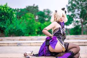 Captivating Fischl Genshin Impact Cosplay: Messie Huang embodies the Prinzessin der Verurteilung with stunning Electro power-6