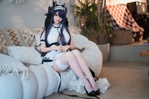 Coser Mianbingxian'er as Azur Lane August Maid: Alluring Beauty & Elegant Stockings | Tukuku-0