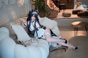 Coser Mianbingxian'er as Azur Lane August Maid: Alluring Beauty & Elegant Stockings | Tukuku-2