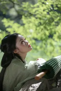 YiTuYu Vol.8832: Yi Ming's Poetic Grace by the Pond, Ancient Beauty in Nature-14