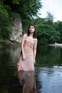 The Minimalist Elegance of Momotsuki Nashiko-2