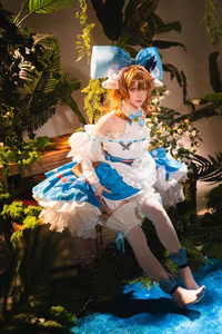 Hoshilily Transforms into Eyjafjalla Arknights: Exquisite Cosplay Masterpiece-12