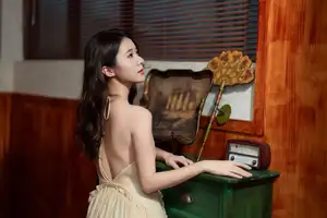 Unveiling Fu Po's Artistic Charm in YiTuYu Vol.8676: A Captivating and Elegant Moment-2