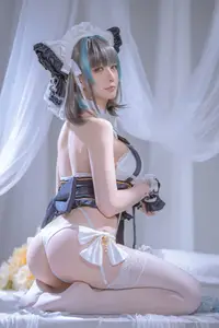 Coser Hoshilily's Enchanting Azur Lane Cheshire Cosplay: Sweet Charm Unveiled-34