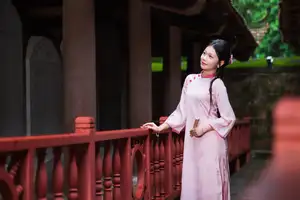 VGU No.182: Graceful Pink Ao Dai & Lotus Flowers – Enchanting Vietnamese Beauty-0