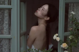 Elegant Indoor Portrait Photography: Cai Jing Fan in YiTuYu Art Language Vol.9133 - Aesthetic Private Room Series-15