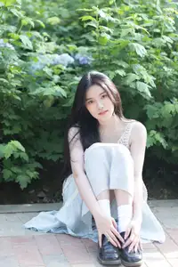 Jing Jing Jing Vol.8624: Dreamy Beauty in a Hydrangea Garden | YiTuYu Art Language Series-9