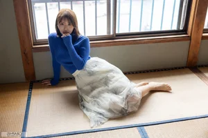 Stunning Japanese Model Ai Hongo in Graphis Gals Emotional Vol.1-7 Part01: Elegant Portrait Photography and Aesthetic Fashion Inspiration-6