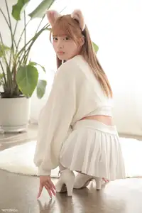 Asuka Nekomiya [LOVEPOP] Photoset 13: Dive into the Irresistible Charm of the Cat-Eared Beauty.-38