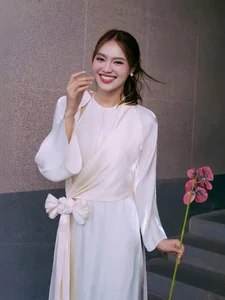 How Vietnamese Actress Ninh Dương Lan Ngọc Maintains Her Stunning Physique and Radiant Health Without Strict Dieting: Wellness Secrets for Women Over 30-1