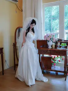 Zhu Zhu Molly: Impressive Debut in a Pristine White Wedding Gown | XiuRen-6