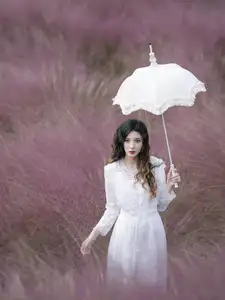 Enyyyn's Dreamy Escape in a Pink Grass Field – YiTuYu Vol.8630-20