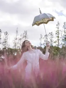 Enyyyn's Dreamy Escape in a Pink Grass Field – YiTuYu Vol.8630-10