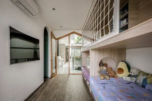 20 Creative and Modern Shared Bedroom Ideas for a Cozy Kids Retreat-14