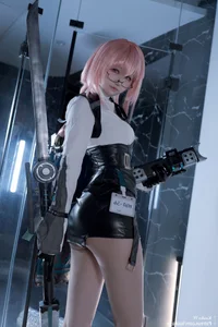 Captivating Sharpness and Futuristic Elegance KuukoW as Yanagi in a Stunning Visual Display-3