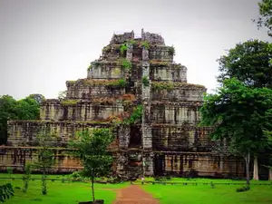 Discover Koh Ker Pyramid: Unique Ancient Khmer Empire Legacy-1
