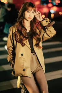 YiTuYu Vol.8618: Bu Chi Zao Fan Hui Gua's Chic Urban Night Style-18