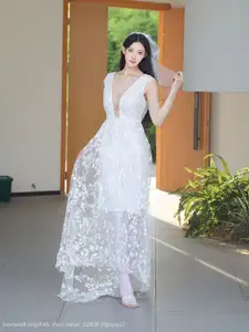 Li Shuang Er No.10661: Ethereal Beauty in a Sexy White Gown-31