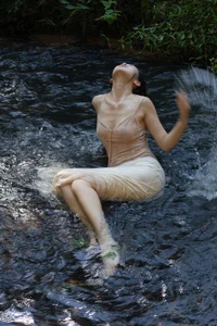 Elegant Portrait Photography: Qian Hane in YiTuYu Art Language Vol.9348 - A Serene Visual Journey-3