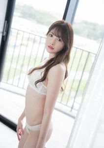 Elegant Arina Hashimoto Portrait Collection: Capturing the Best of Japanese Kawaii Fashion and Lifestyle Photography Series Part 02-7