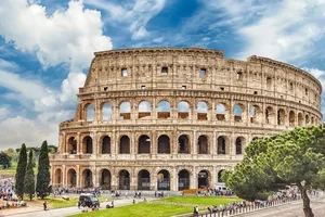 Secrets of the Roman Colosseum: Fascinating Historical Facts and Architecture of Italy’s Most Iconic Landmark in Rome-7