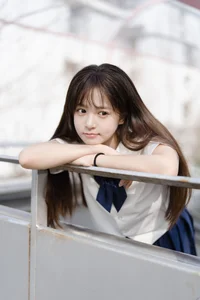 Aesthetic JK Uniform Portrait Series featuring Xiao Yi: YiTuYu Art Language Vol.9303 – Timeless Japanese Schoolgirl Style and Youthful Photography Inspiration-5