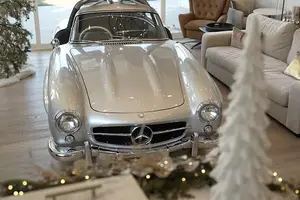 Million-Dollar Dream: Collector Trades Bugatti Veyron for Legendary Mercedes-Benz 300 SL Gullwing 1955-1