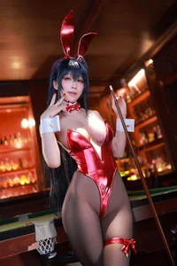 Captivating Shui Miao Aqua as Taihou Bunny in Azur Lane Cosplay Showcase-8