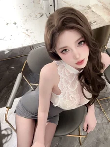 Elegant Secretary Office Cosplay by Qing Shui You Nai – Sophisticated Professional Fashion and Corporate Reception Room Aesthetic Photography Collection-7