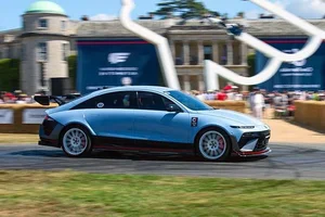 Unleash the Future: 641HP Hyundai Ioniq 6 N 2026 Redefines Electric High-Performance Driving-7