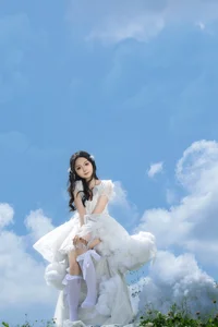 Dreamy Cloud-Inspired Art Photography Featuring Gao Gao Zhang Gao Gao | YiTuYu Art Language Vol.9319 Ethereal Portrait Series-6