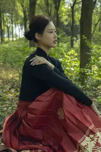 Chenaling_CL's Grace with Classic Horse Skirt in YiTuYu Vol.8784 Collection-27