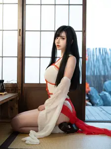 Coser Yi Se Yu Miko: Captivating Fusion of Tradition and Allure-4