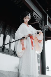 A Timeless Echo of Wuxia: Xiao Xong’s Ethereal Sword Dance-33