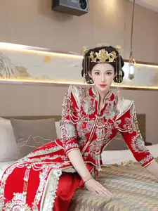 Li Shuang Er: Traditional Beauty in Vibrant Xiùhéfú from XiuRen model Part01-6